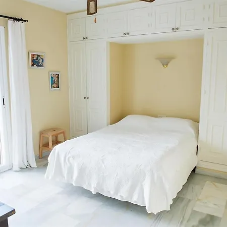 Casa De La Colina 네르하